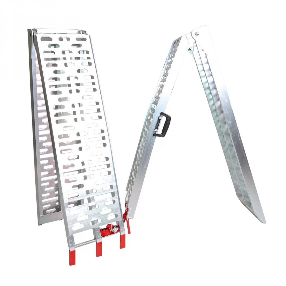Pakrovimo rampos - trapai 680 kg. Pakrovimo rampos - trapai 680 kg.